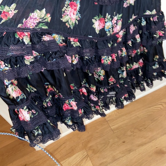 Zimmermann Honour Floral-print Tiered Silk Midi Dress In Black- siz… - Picture 10 of 15